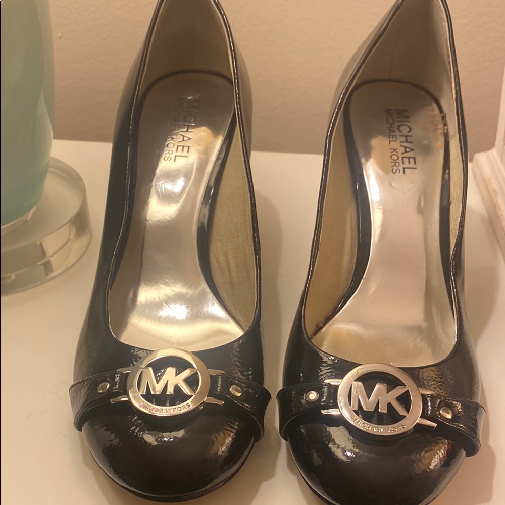 Smart and Sophisticated! Michael Kors Black Patent Leather Heels